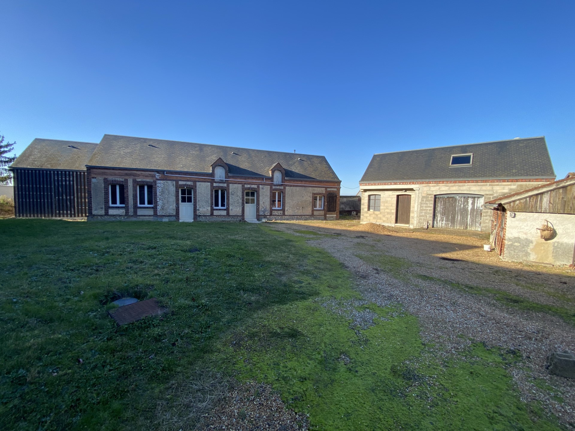 Vente A La Petite Commission